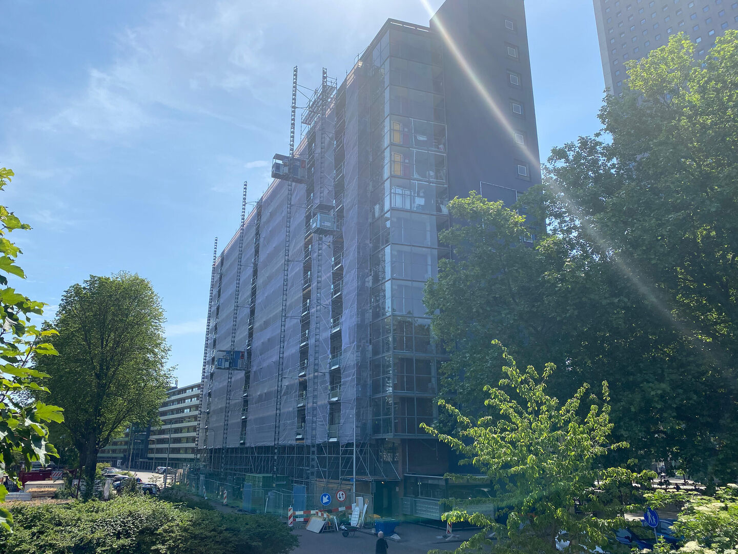 Hoogbouw renoveren is totaal anders dan laagbouw renoveren, hier leest u waarom