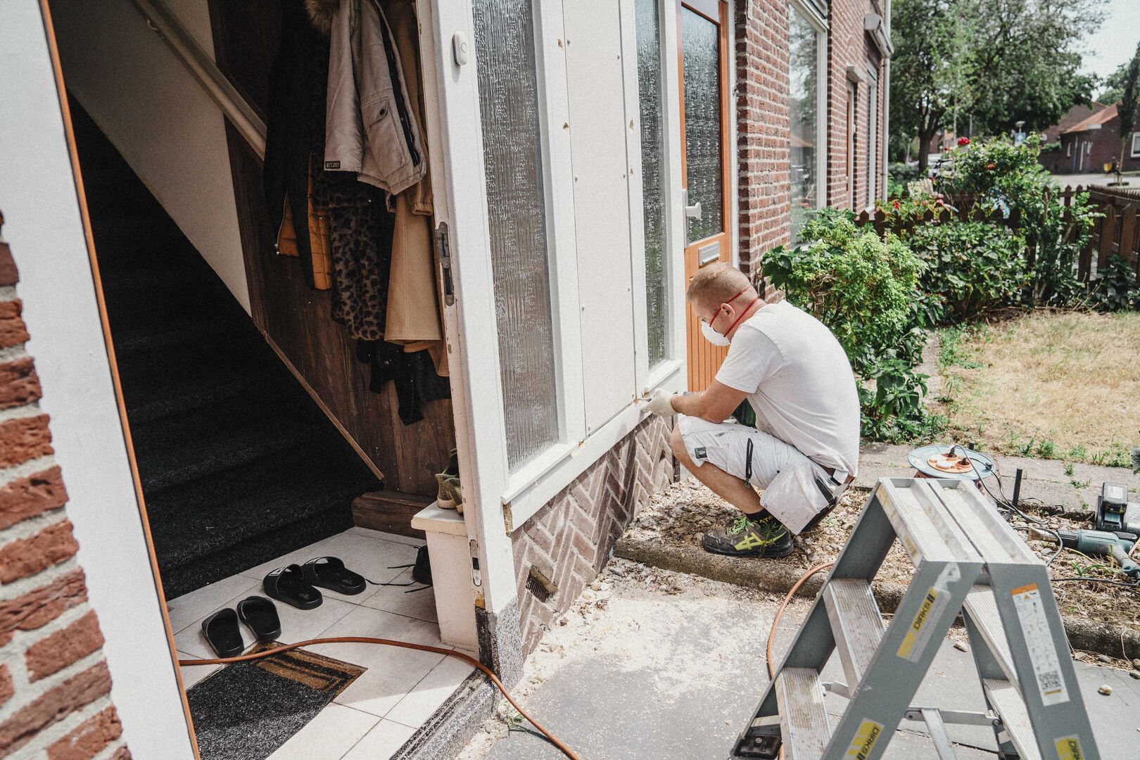 Innovatieve elektrostatische spuitverftechniek ingezet bij flat Kwendelhof van TBV Wonen